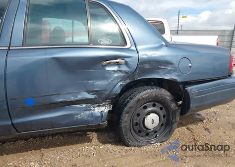 2007 Ford Crown Victoria Police/Police Interceptor z USA, uszkodzony, nr VIN 2FAFP71W47X134576